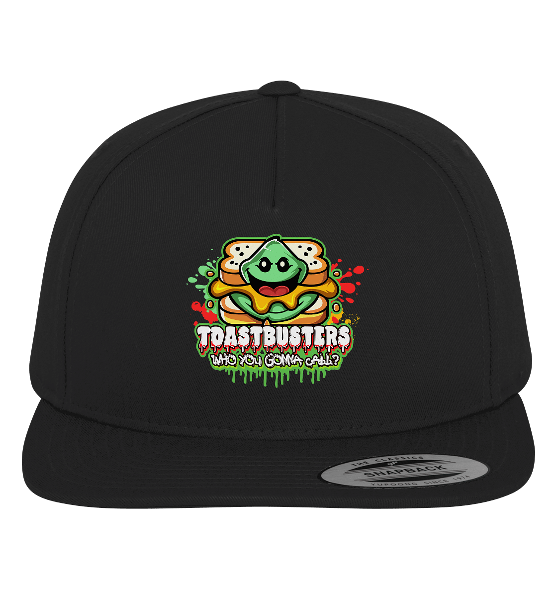Eine schwarze Snapback-Kappe mit einem Sandwich-Cartoon-Charakter mit grünem Schleim und roten Spritzern. Der Text darunter lautet Toastbusters mit dem Satz „Wen wirst du anrufen?“ in stilisierter Schrift.